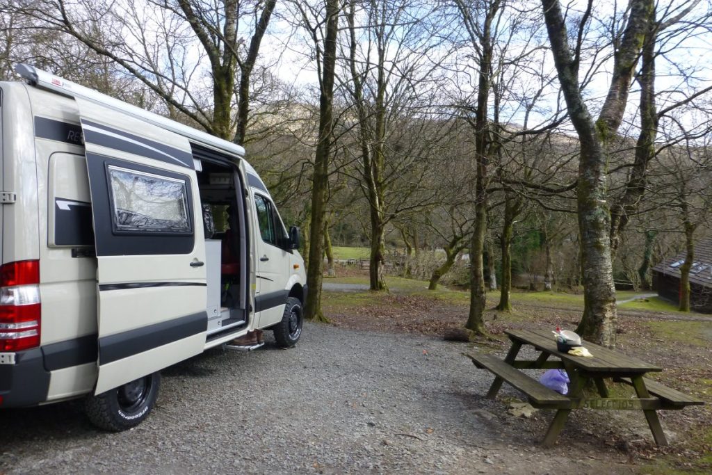 DevOps in Motorhome Stopover Location Platforms